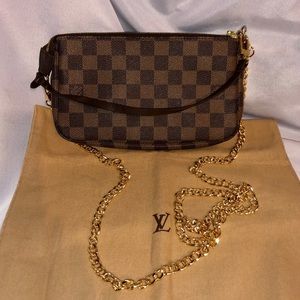 Pochette Accessories